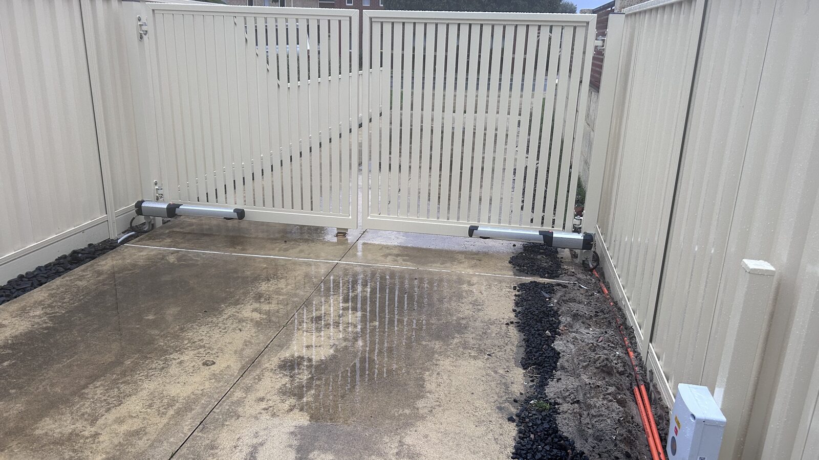 Swing gate operators, Redcliffe